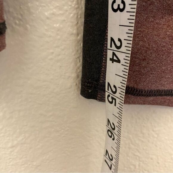 Fabletics high waisted Statement heathered pink and gray leggings yoga pants-S - Picture 12 of 13